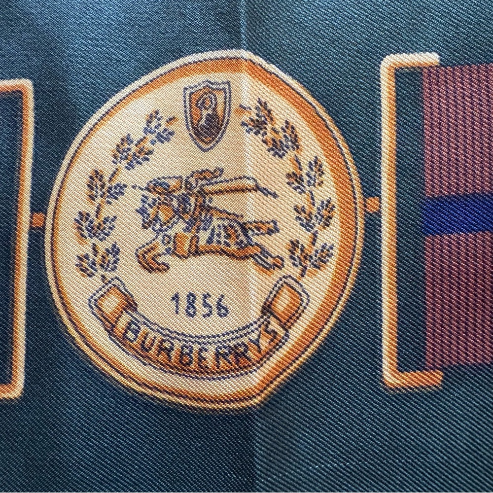 Vintage Burberry Prorsum 100% Silk Scarf Equestrian Knight Logo Made In Italy - Picture 8 of 9